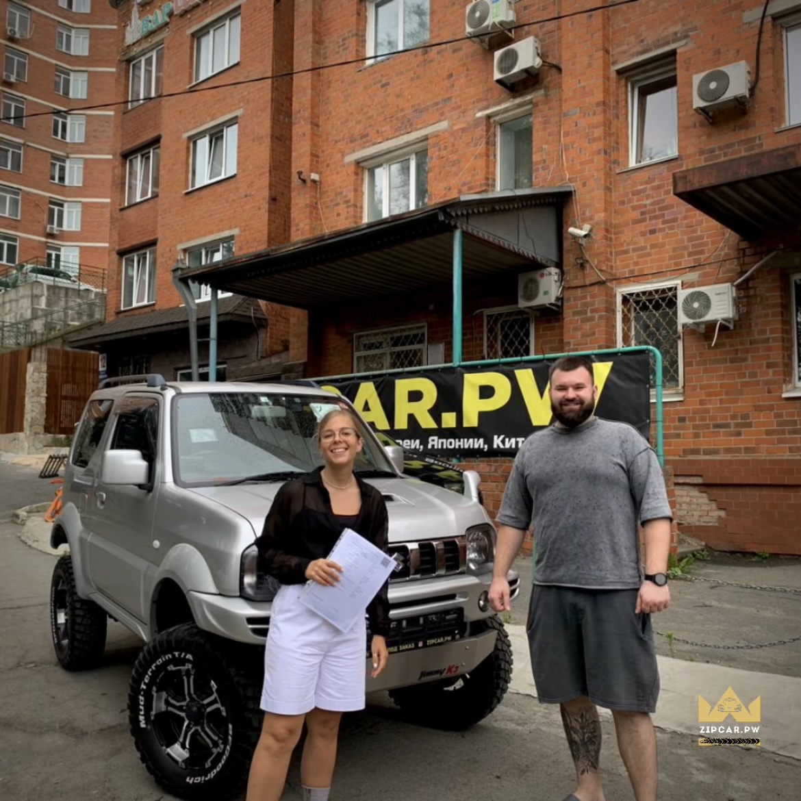 Мировые аукционы автомобилей: окно в мир уникальных находок